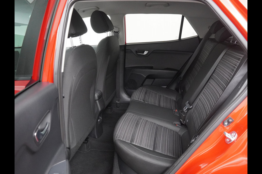 Kia Stonic 1.0 T-GDi MHEV DynamicPlusLine Airco - Apple Carplay/Android Auto - Cruise Control Adaptief - Led Koplampen - Navigatie - Voorstoelen verwarmd Fabrieksgarantie tot 05-2031