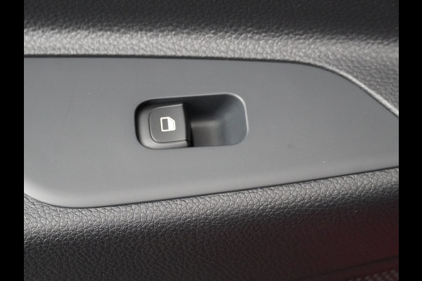Kia Stonic 1.0 T-GDi MHEV DynamicPlusLine Airco - Apple Carplay/Android Auto - Cruise Control Adaptief - Led Koplampen - Navigatie - Voorstoelen verwarmd Fabrieksgarantie tot 05-2031