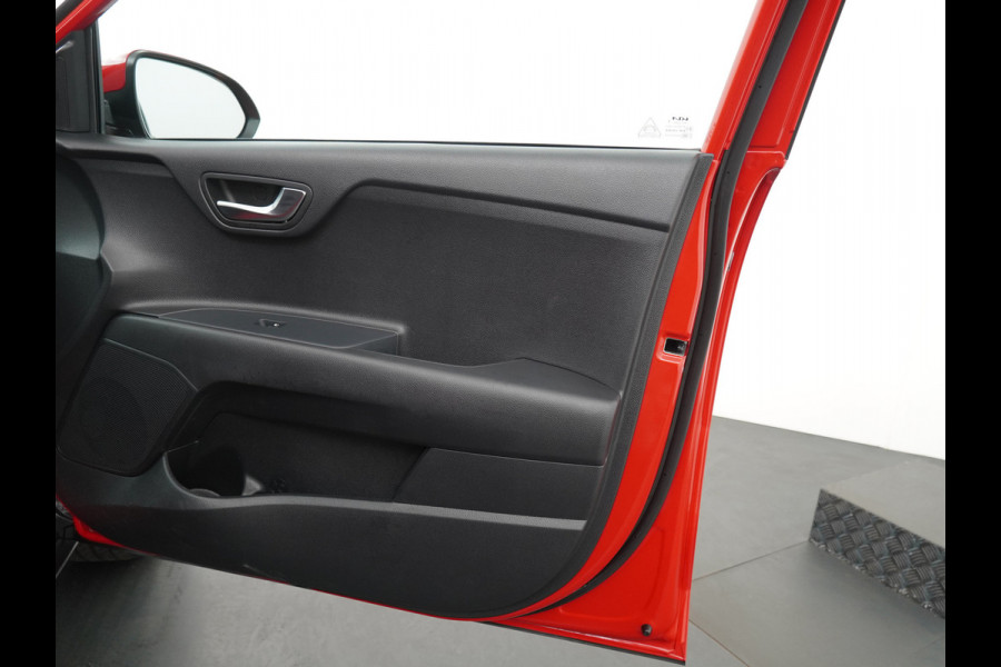 Kia Stonic 1.0 T-GDi MHEV DynamicPlusLine Airco - Apple Carplay/Android Auto - Cruise Control Adaptief - Led Koplampen - Navigatie - Voorstoelen verwarmd Fabrieksgarantie tot 05-2031