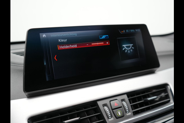 BMW X1 xDrive25e High Executive Plug In Hybrid 220pk Dealer O.H PHEV | Panodak | Adaptive Cruise | Lederen Sportstoelen Memory | Apple Carplay | Camera | 19"L.M | Head Up | Harman Kardon |