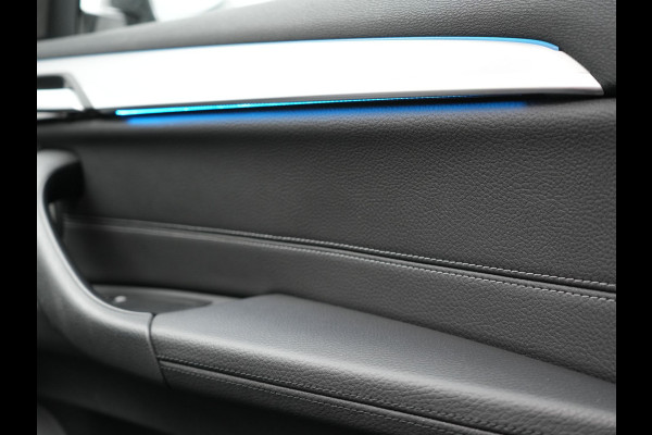 BMW X1 xDrive25e High Executive Plug In Hybrid 220pk Dealer O.H PHEV | Panodak | Adaptive Cruise | Lederen Sportstoelen Memory | Apple Carplay | Camera | 19"L.M | Head Up | Harman Kardon |