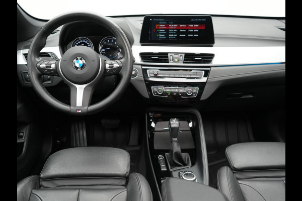 BMW X1 xDrive25e High Executive Plug In Hybrid 220pk Dealer O.H PHEV | Panodak | Adaptive Cruise | Lederen Sportstoelen Memory | Apple Carplay | Camera | 19"L.M | Head Up | Harman Kardon |