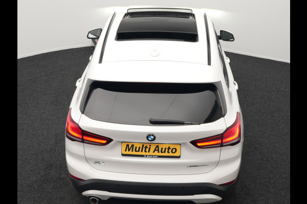 BMW X1 xDrive25e High Executive Plug In Hybrid 220pk Dealer O.H PHEV | Panodak | Adaptive Cruise | Lederen Sportstoelen Memory | Apple Carplay | Camera | 19"L.M | Head Up | Harman Kardon |