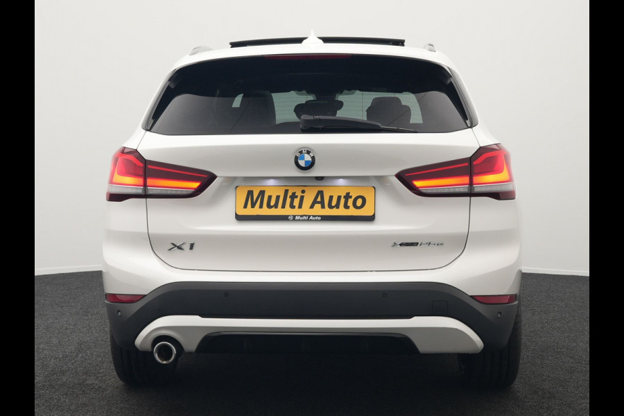 BMW X1 xDrive25e High Executive Plug In Hybrid 220pk Dealer O.H PHEV | Panodak | Adaptive Cruise | Lederen Sportstoelen Memory | Apple Carplay | Camera | 19"L.M | Head Up | Harman Kardon |