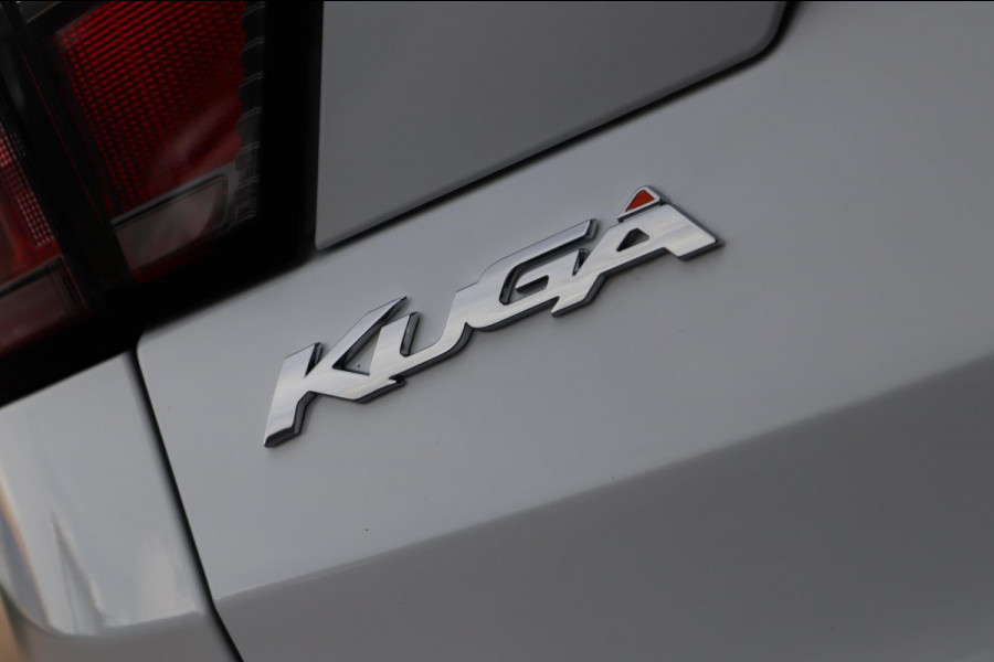 Ford Kuga 1.5 EcoBoost ST Line / PANODAK / KEYLESS / CAMERA / CARPLAY / STOEL+STUURVERW