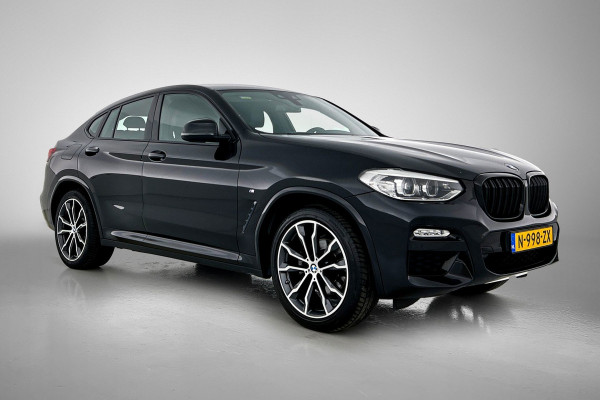 BMW X4 XDrive20i High Executive M-Sport (Goed OnderH, Navi, Trekhaak, Parkeersensoren, StoelV, Climate Control, Cruise C, Etc)