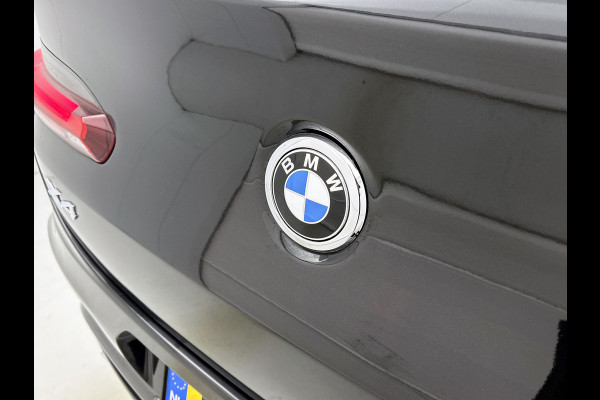 BMW X4 XDrive20i High Executive M-Sport (Goed OnderH, Navi, Trekhaak, Parkeersensoren, StoelV, Climate Control, Cruise C, Etc)