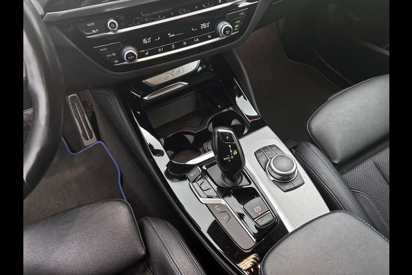 BMW X4 XDrive20i High Executive M-Sport (Goed OnderH, Navi, Trekhaak, Parkeersensoren, StoelV, Climate Control, Cruise C, Etc)
