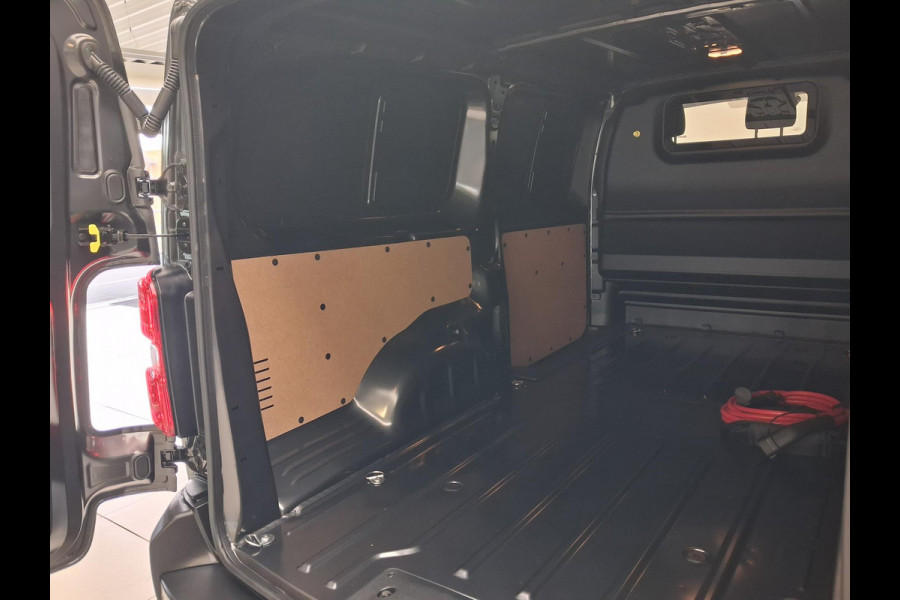 Opel Vivaro Electric L3 75 kWh | 8 jaar garantie | Surround View Pakket | Geïsoleerde comfort scheidingswand met vaste ruit