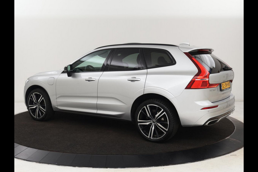 Volvo XC60 2.0 Recharge T6 AWD R-Design | Panoramadak | Stoel & stuurverwarming | Adaptive cruise | Camera | BLIS | Carplay | Half leder | Navigatie | 21'' lichtmetalen velgen | PHEV | Plug In
