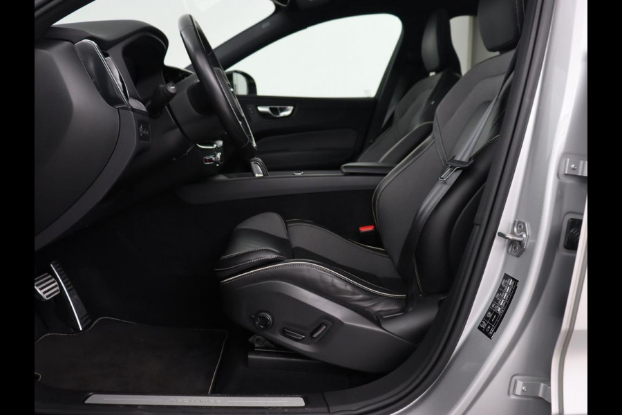 Volvo XC60 2.0 Recharge T6 AWD R-Design | Panoramadak | Stoel & stuurverwarming | Adaptive cruise | Camera | BLIS | Carplay | Half leder | Navigatie | 21'' lichtmetalen velgen | PHEV | Plug In