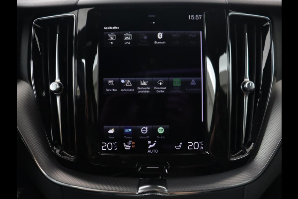 Volvo XC60 2.0 Recharge T6 AWD R-Design | Panoramadak | Stoel & stuurverwarming | Adaptive cruise | Camera | BLIS | Carplay | Half leder | Navigatie | 21'' lichtmetalen velgen | PHEV | Plug In