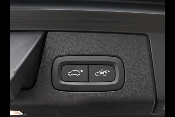 Volvo XC60 2.0 Recharge T6 AWD R-Design | Panoramadak | Stoel & stuurverwarming | Adaptive cruise | Camera | BLIS | Carplay | Half leder | Navigatie | 21'' lichtmetalen velgen | PHEV | Plug In