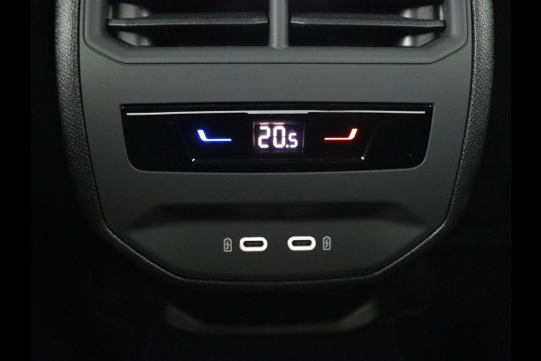 CUPRA Leon 1.4 e-Hybrid VZ | 245pk | Stoel & stuurverwarming | Carplay | Camera | Adaptive cruise | Keyless | Park Assist | Sfeerverlichting | Full LED | Navigatie | Sportstoelen | PHEV | Plug In
