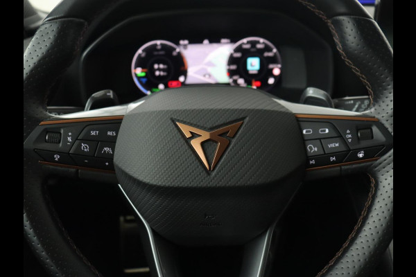 CUPRA Leon 1.4 e-Hybrid VZ | 245pk | Stoel & stuurverwarming | Carplay | Camera | Adaptive cruise | Keyless | Park Assist | Sfeerverlichting | Full LED | Navigatie | Sportstoelen | PHEV | Plug In