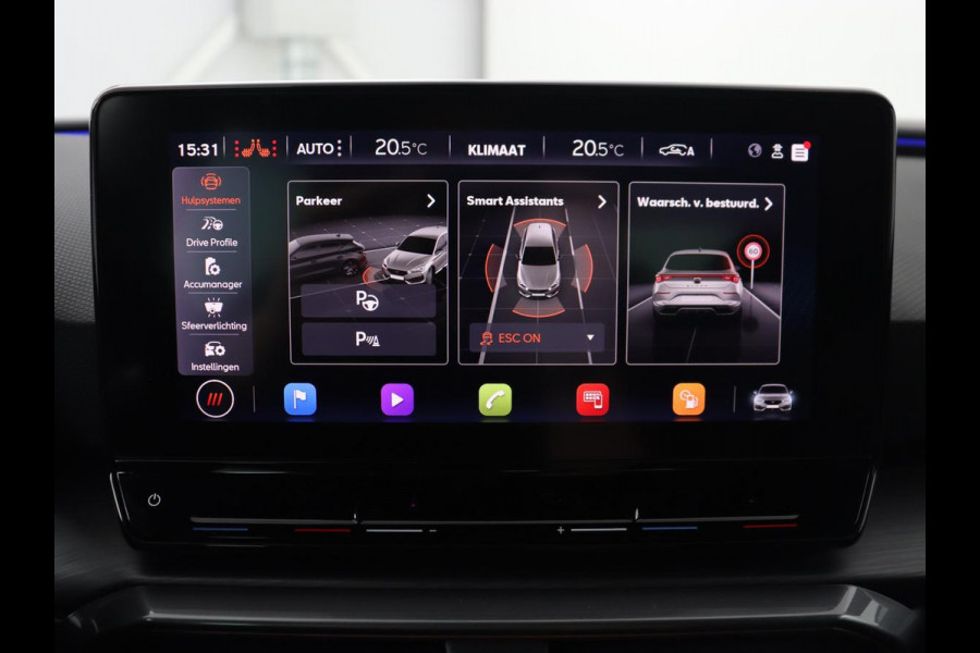 CUPRA Leon 1.4 e-Hybrid VZ | 245pk | Stoel & stuurverwarming | Carplay | Camera | Adaptive cruise | Keyless | Park Assist | Sfeerverlichting | Full LED | Navigatie | Sportstoelen | PHEV | Plug In