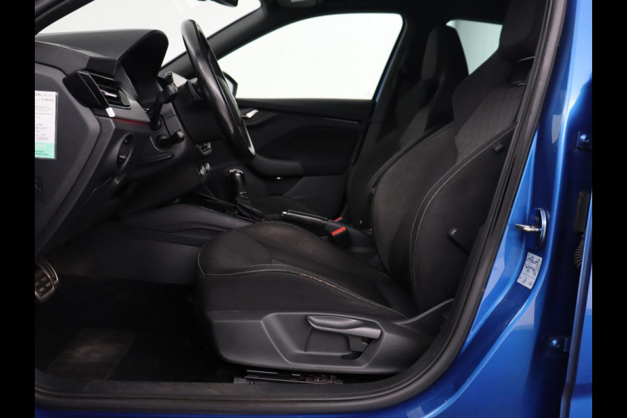 Škoda Kamiq 1.0 TSI Sport | Stoelverwarming | Virtual Cockpit | Camera | Adaptive cruise | Trekhaak | Verwarmde voorruit | Keyless | Full LED | Carplay | Navigatie