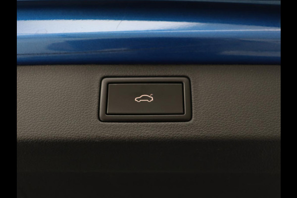 Škoda Kamiq 1.0 TSI Sport | Stoelverwarming | Virtual Cockpit | Camera | Adaptive cruise | Trekhaak | Verwarmde voorruit | Keyless | Full LED | Carplay | Navigatie