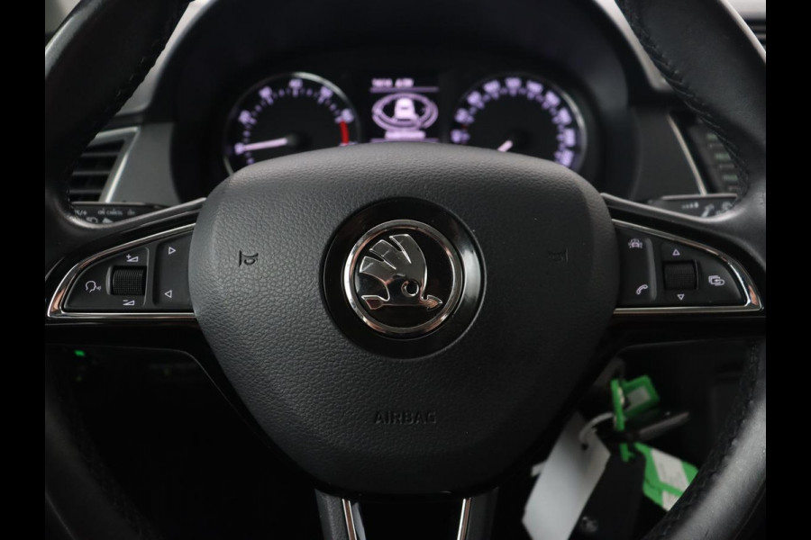 Škoda Fabia 1.0 TSI Ambition | 1e eigenaar | Navigatie | Parkeerhulp | Cruise control | Airco | Bluetooth | LED