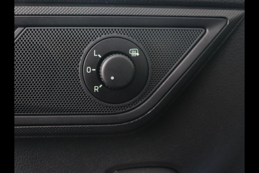 Škoda Fabia 1.0 TSI Ambition | 1e eigenaar | Navigatie | Parkeerhulp | Cruise control | Airco | Bluetooth | LED