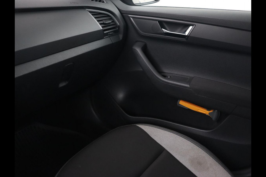 Škoda Fabia 1.0 TSI Ambition | 1e eigenaar | Navigatie | Parkeerhulp | Cruise control | Airco | Bluetooth | LED