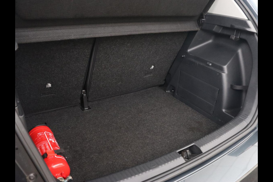 Škoda Fabia 1.0 TSI Ambition | 1e eigenaar | Navigatie | Parkeerhulp | Cruise control | Airco | Bluetooth | LED