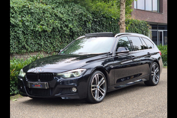 BMW 3 Serie Touring M Sport Edition Panorama Apple CarPlay 19inch M Stuurverwarming