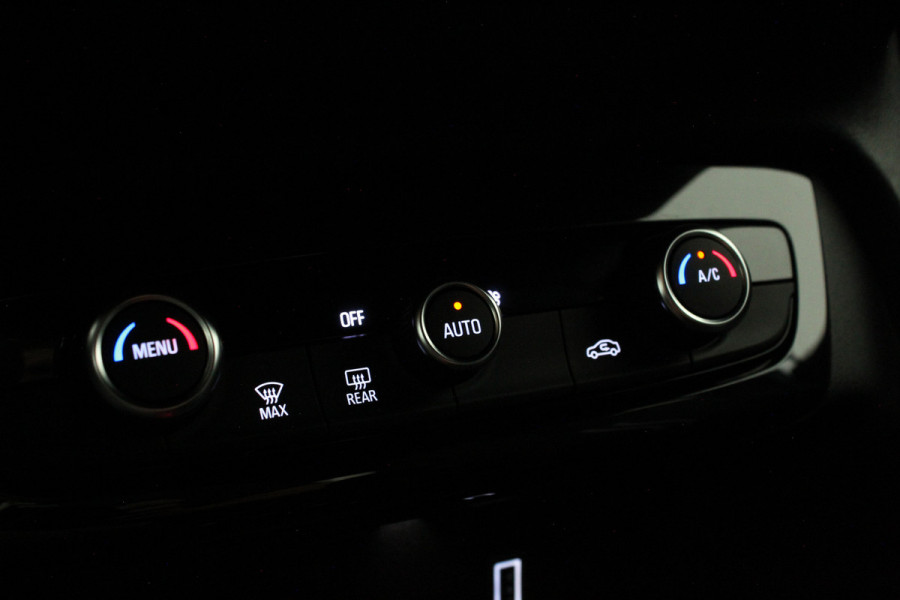 Opel Corsa 1.2 Turbo GS Sport > 100pk/Zwart dak/Camera/Sport stoelen/cruise/Apple Carplay/Android Auto...