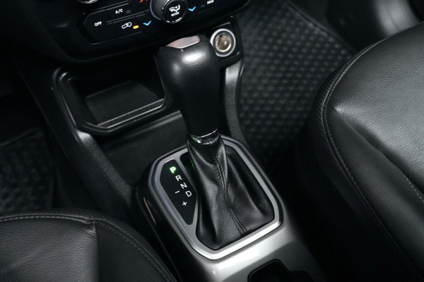 Jeep Renegade 1.3T Limited Sport Automaat 150 PK | Pano-dak | CarPlay | Acc | Leder | Stoel + Stuurverwarming | Beats Audio | Camera | Led | P