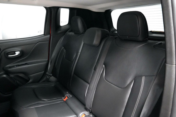 Jeep Renegade 1.3T Limited Sport Automaat 150 PK | Pano-dak | CarPlay | Acc | Leder | Stoel + Stuurverwarming | Beats Audio | Camera | Led | P