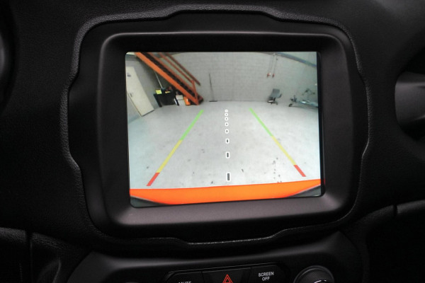 Jeep Renegade 1.3T Limited Sport Automaat 150 PK | Pano-dak | CarPlay | Acc | Leder | Stoel + Stuurverwarming | Beats Audio | Camera | Led | P