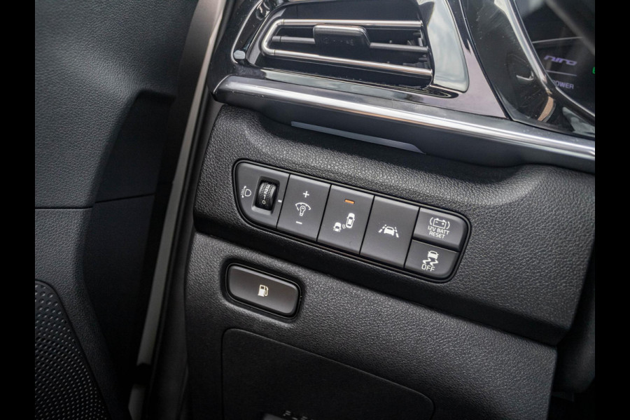 Kia Niro 1.6 GDi Hybrid ExecutiveLine stoel / stuurwielverwarming l apple car play android auto / schuif kantel dak