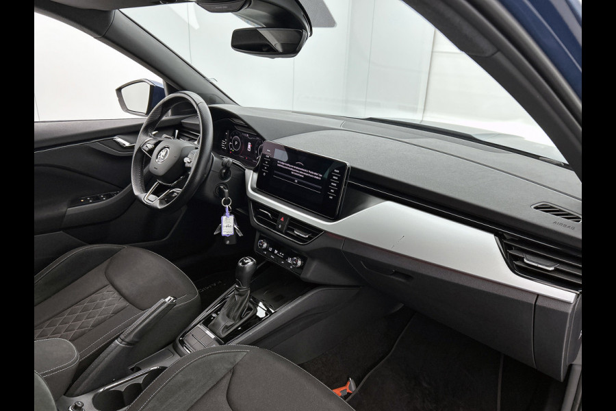 Škoda Kamiq 1.0 TSI Sport Business Automaat (NAVIGATIE, CLIMA, CARPLAY, VIRTUAL COCKPIT, 1e EIGENAAR, GOED ONDERHOUDEN)