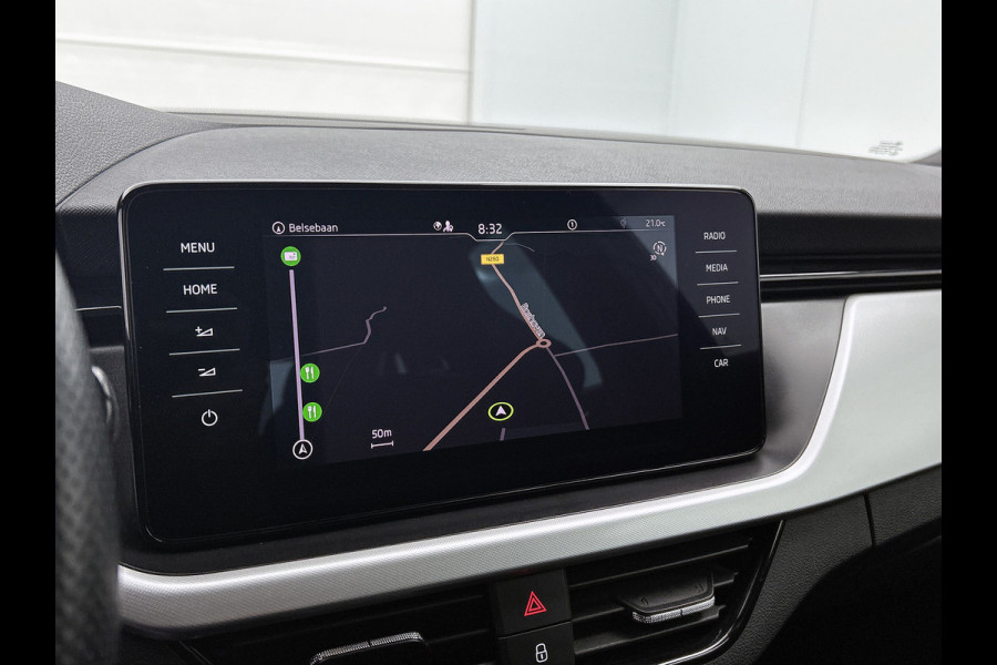 Škoda Kamiq 1.0 TSI Sport Business Automaat (NAVIGATIE, CLIMA, CARPLAY, VIRTUAL COCKPIT, 1e EIGENAAR, GOED ONDERHOUDEN)