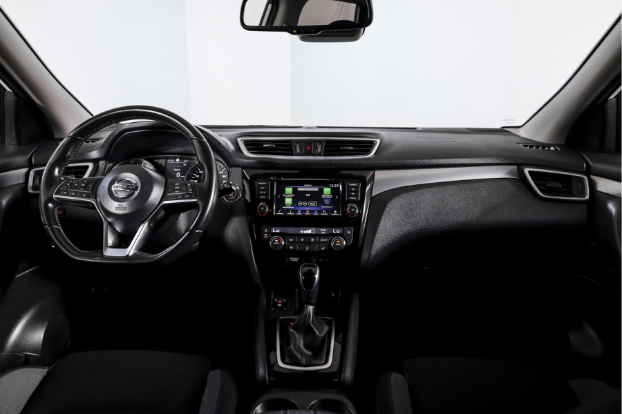 Nissan QASHQAI 1.3 DIG-T N-Connecta 160 PK - Automaat | Pano | Trekhaak | Cruise | Stoelverw. | PDC | 360 Camera | NAV + App. Connect | ECC | DAB |LM 18" |