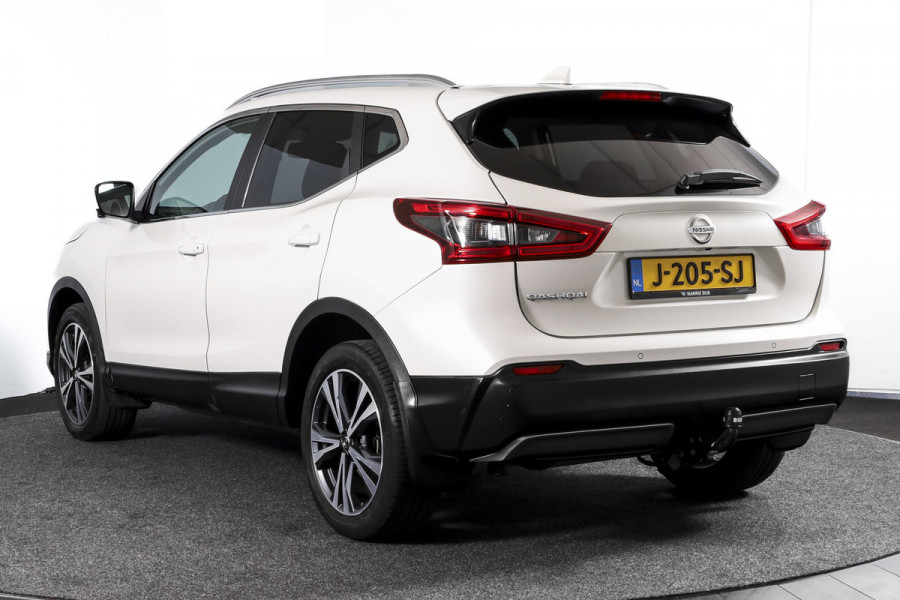 Nissan QASHQAI 1.3 DIG-T N-Connecta 160 PK - Automaat | Pano | Trekhaak | Cruise | Stoelverw. | PDC | 360 Camera | NAV + App. Connect | ECC | DAB |LM 18" |