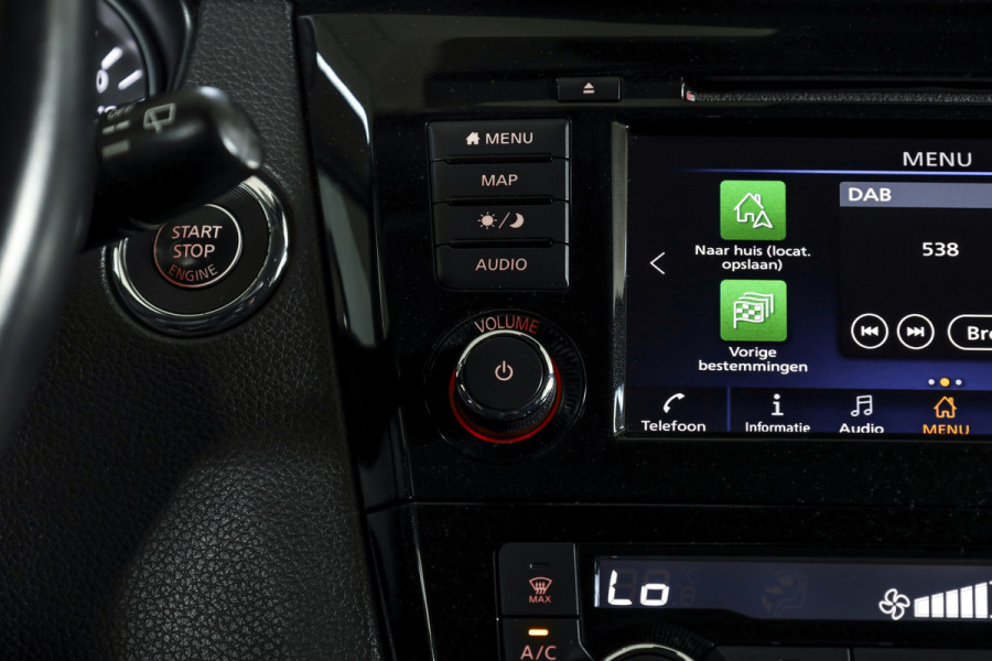 Nissan QASHQAI 1.3 DIG-T N-Connecta 160 PK - Automaat | Pano | Trekhaak | Cruise | Stoelverw. | PDC | 360 Camera | NAV + App. Connect | ECC | DAB |LM 18" |