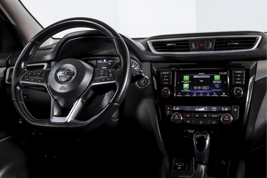 Nissan QASHQAI 1.3 DIG-T N-Connecta 160 PK - Automaat | Pano | Trekhaak | Cruise | Stoelverw. | PDC | 360 Camera | NAV + App. Connect | ECC | DAB |LM 18" |