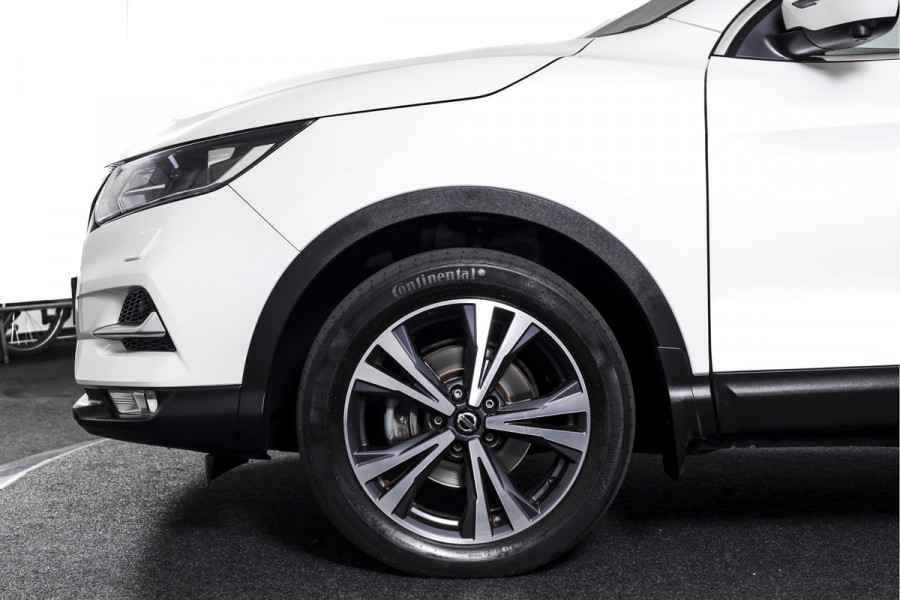 Nissan QASHQAI 1.3 DIG-T N-Connecta 160 PK - Automaat | Pano | Trekhaak | Cruise | Stoelverw. | PDC | 360 Camera | NAV + App. Connect | ECC | DAB |LM 18" |