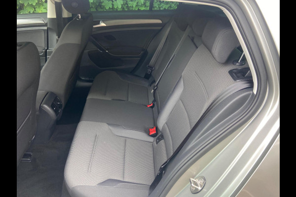 Volkswagen e-Golf 79900KM NAVI/CAMERA/ADAPT-CRUISE/CARPLAY
