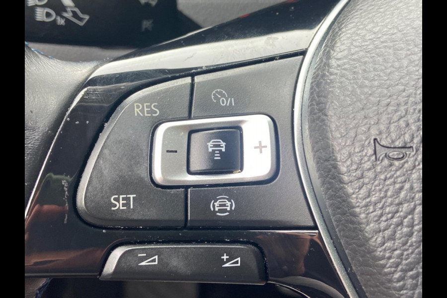 Volkswagen e-Golf 79900KM NAVI/CAMERA/ADAPT-CRUISE/CARPLAY