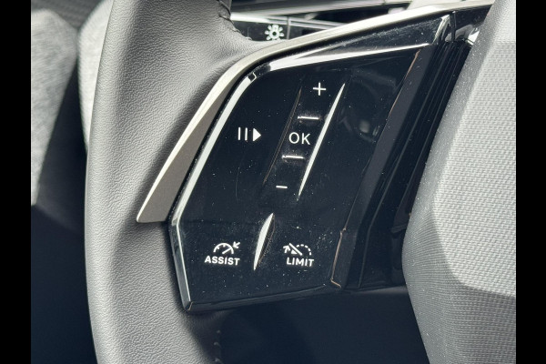 Peugeot 3008 1.2 Hybrid 136 Allure Automaat Cruise control Climate control Digitaal dashboard Achteruitrijcamera Apple Android