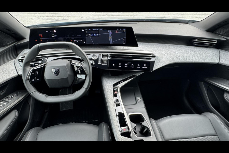 Peugeot 3008 1.2 Hybrid 136 Allure Automaat Cruise control Climate control Digitaal dashboard Achteruitrijcamera Apple Android