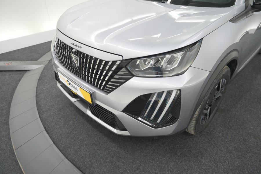 Peugeot 2008 Hybrid 136 e-DCS6 Allure | 360 Camera | Adaptieve Cruise Control | Dodehoekdetectie | Navigatie