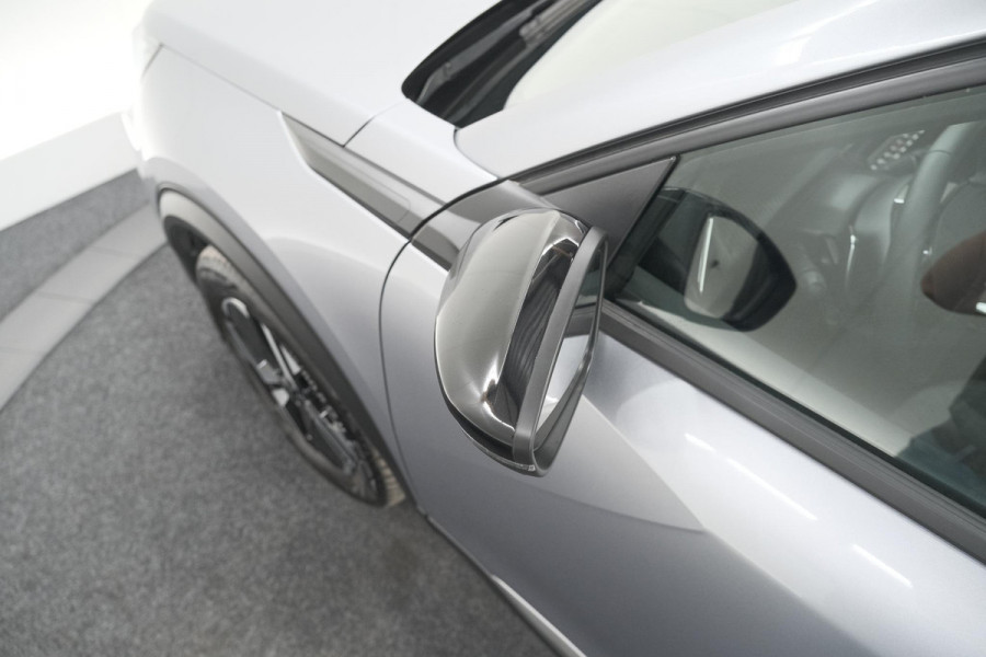 Peugeot 2008 Hybrid 136 e-DCS6 Allure | 360 Camera | Adaptieve Cruise Control | Dodehoekdetectie | Navigatie
