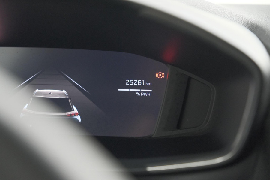 Peugeot 2008 Hybrid 136 e-DCS6 Allure | 360 Camera | Adaptieve Cruise Control | Dodehoekdetectie | Navigatie