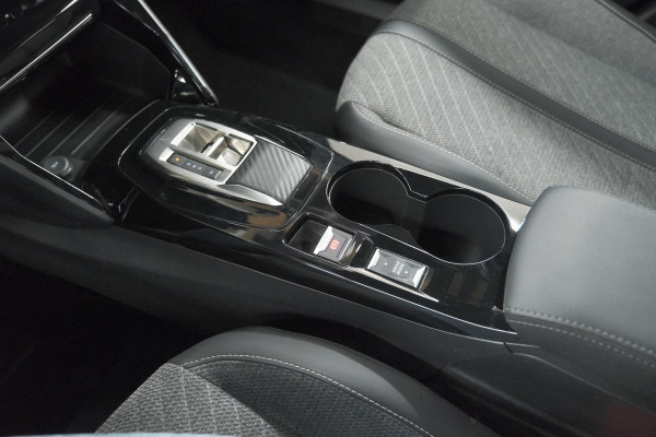 Peugeot 2008 Hybrid 136 e-DCS6 Allure | 360 Camera | Adaptieve Cruise Control | Dodehoekdetectie | Navigatie