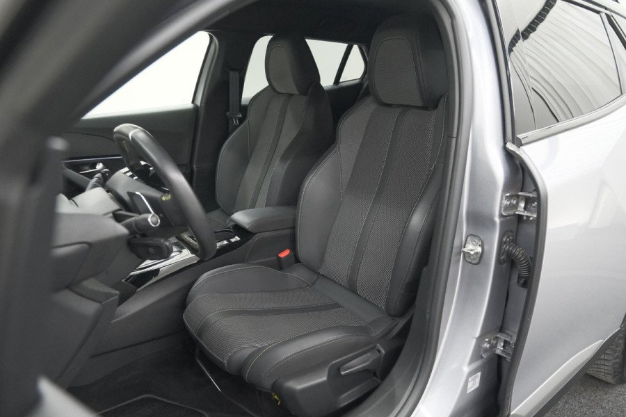 Peugeot 2008 PureTech 130 EAT8 GT | 360 Camera | Adaptieve Cruise Control | Dodehoekdetectie | Navigatie