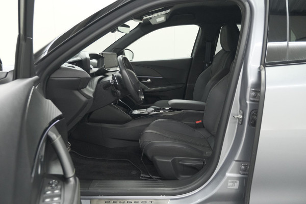 Peugeot 2008 PureTech 130 EAT8 GT | 360 Camera | Adaptieve Cruise Control | Dodehoekdetectie | Navigatie