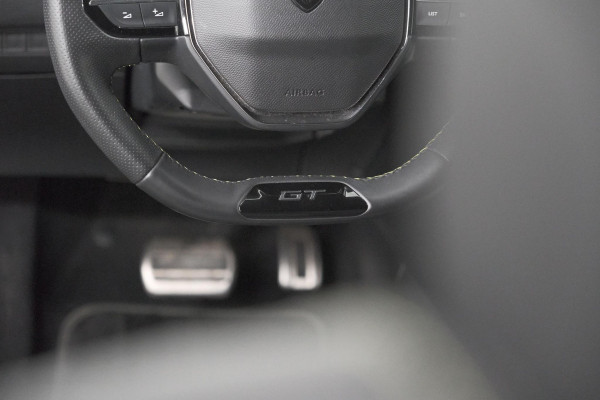 Peugeot 2008 PureTech 130 EAT8 GT | 360 Camera | Adaptieve Cruise Control | Dodehoekdetectie | Navigatie